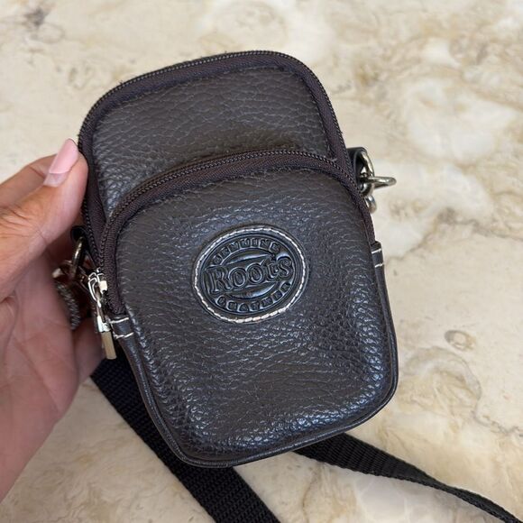 Vintage Roots Leather Camera Bag Crossbody - Picture 5 of 16